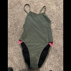 Jolyn one piece “Gavin 2” tie back size 30